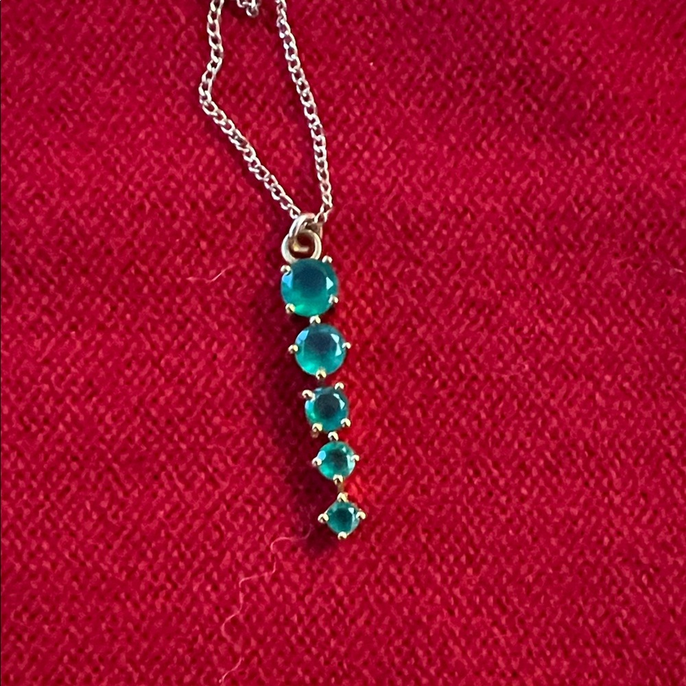 Chic Teal Gemstone Necklace